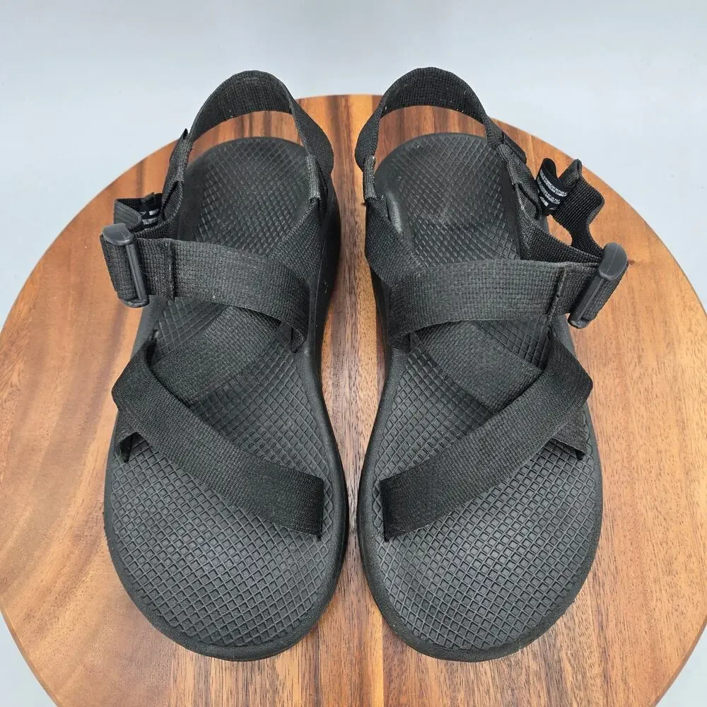Chaco ZCloud Sandals Mens 8 Black Classic Strappy Adjustable Sport Outdoor